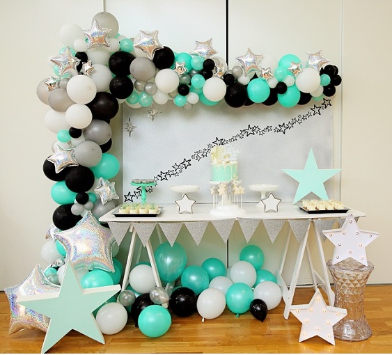 Twinkle Twinkle Little Star first birthday - Tiny Tots Toy Hire (Styling and props)