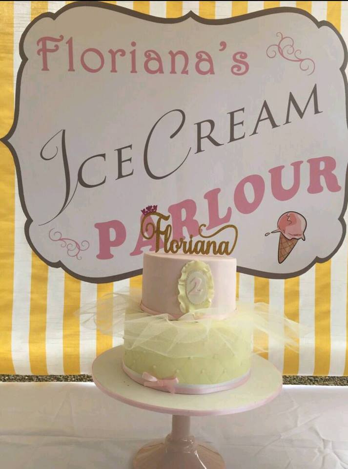 Ice-cream parlour sign - Jo's Signs by  Design
