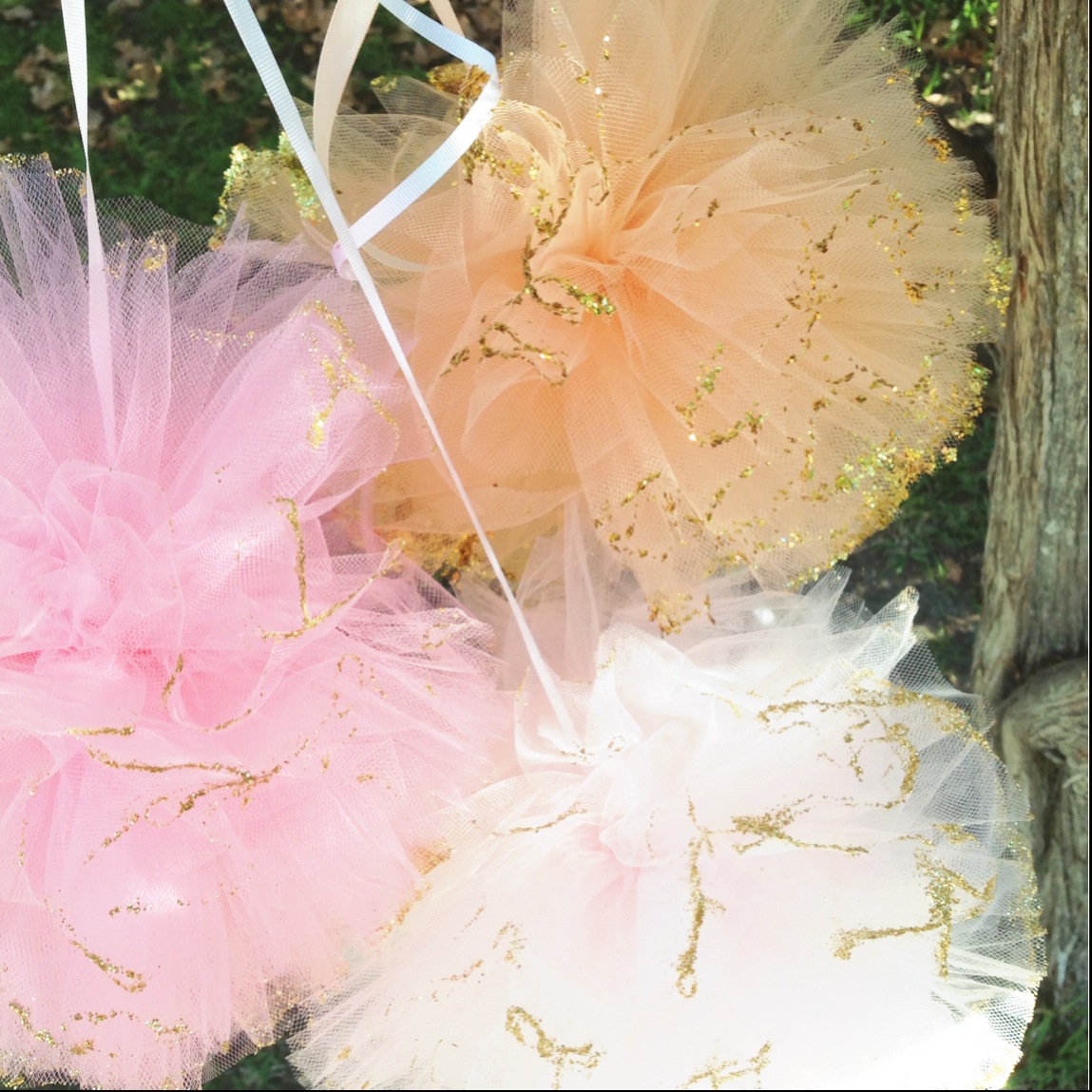 Pair of medium pink or peach tulle poms with glitter - Pom Pom Princess