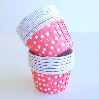 Red spot baking cup - Ruby Rabbit Partyware