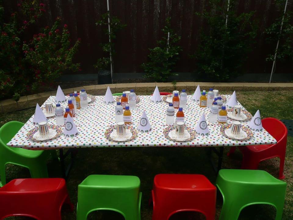 Kids chairs and table for hire - Tiny Tables and Chairs (Melbourne)