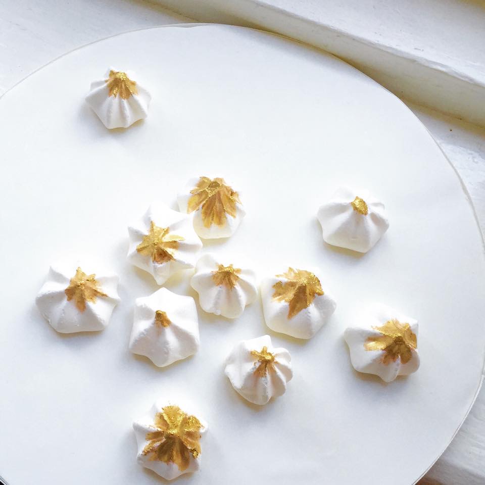 Meringue kisses with gold leaf - Deliciously Yours