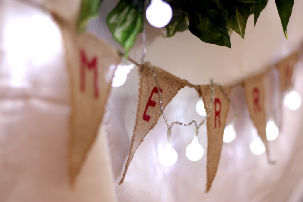 Christmas burlap bunting as part of the Vintage Christmas decorator kit, $55 - The Kit Source