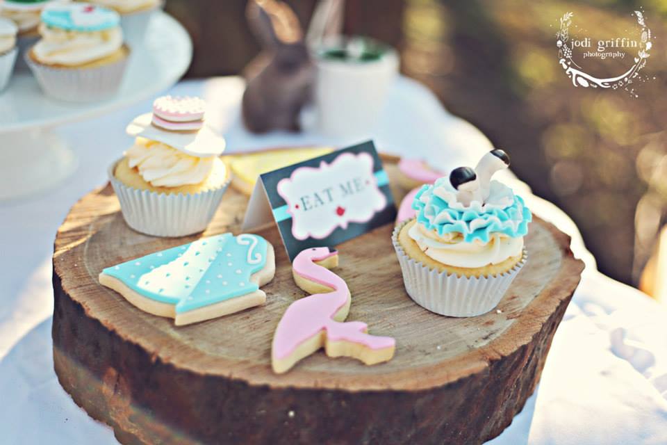 Alice in wonderland cookies and cupcakes - One Sweet Chick (Sydney)