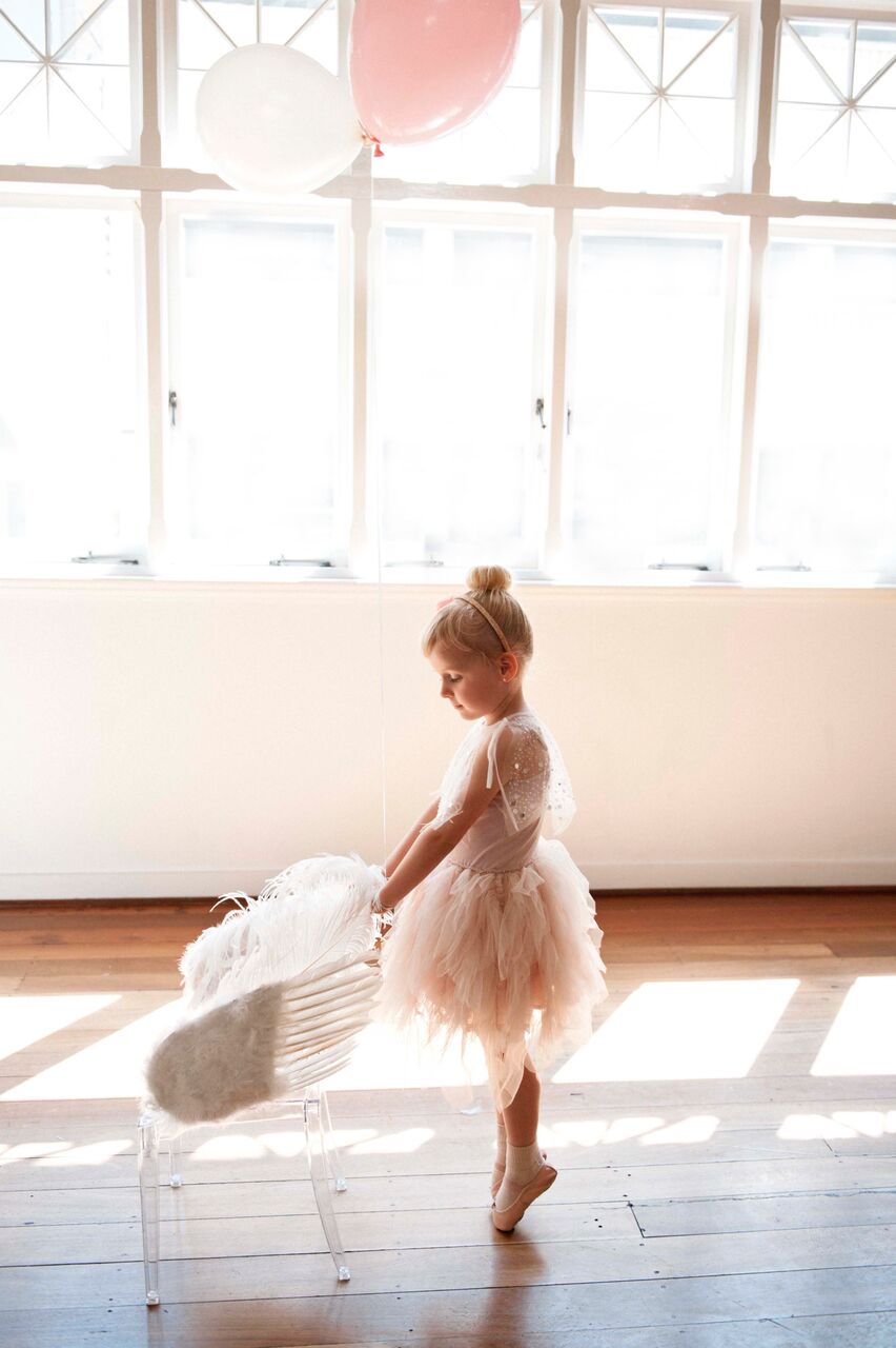Swan princess ballerina party shoot - Dream a little dream children's parties/ I Heart Table Art