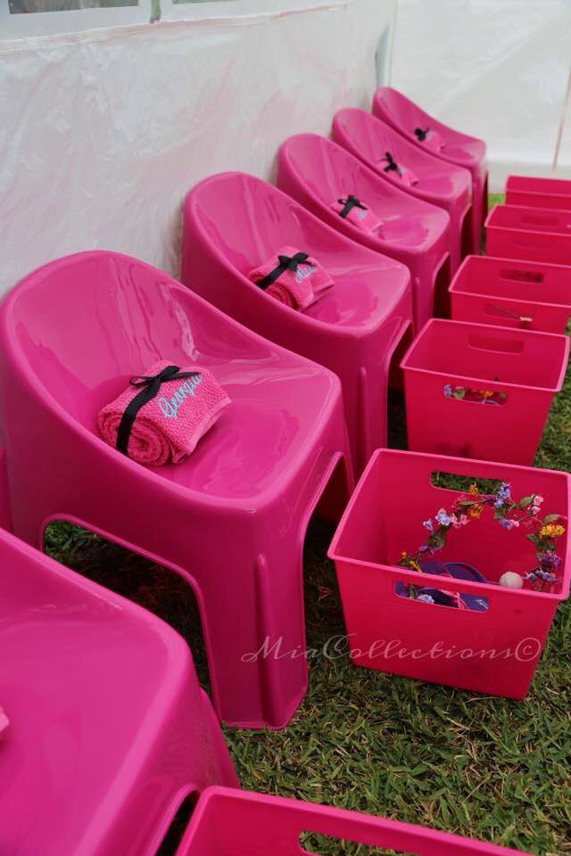 Pink bubble chairs for hire - Tiny Tots Toy Hire (Sydney)