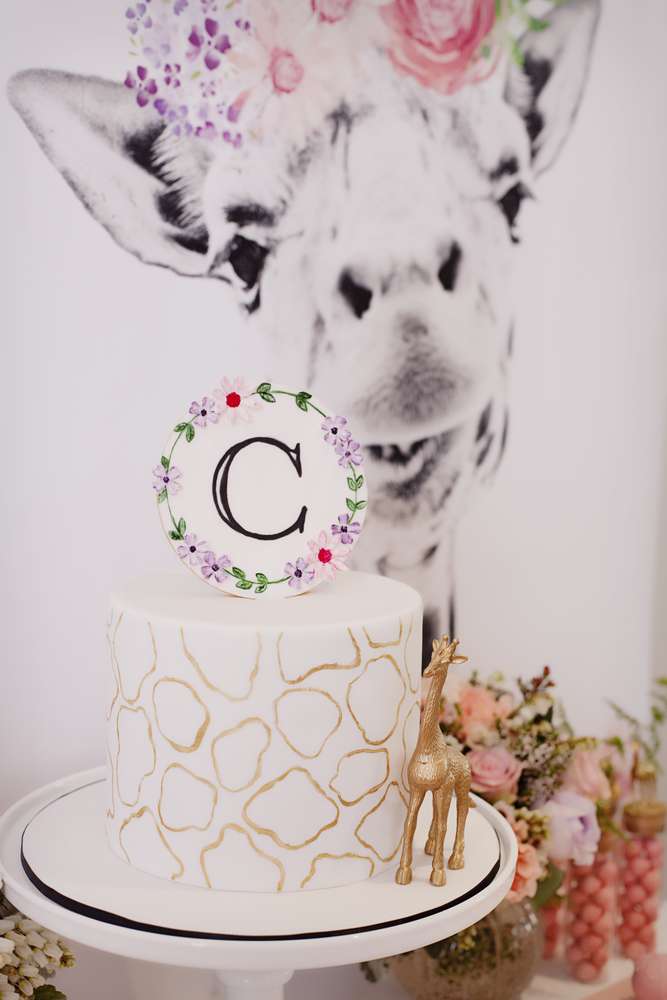 Giraffe cake - Frosted by Nicci (Melbourne) in party styled by The Little Big Company