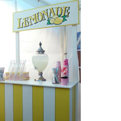 lemonade stand - tiny tots toy hire