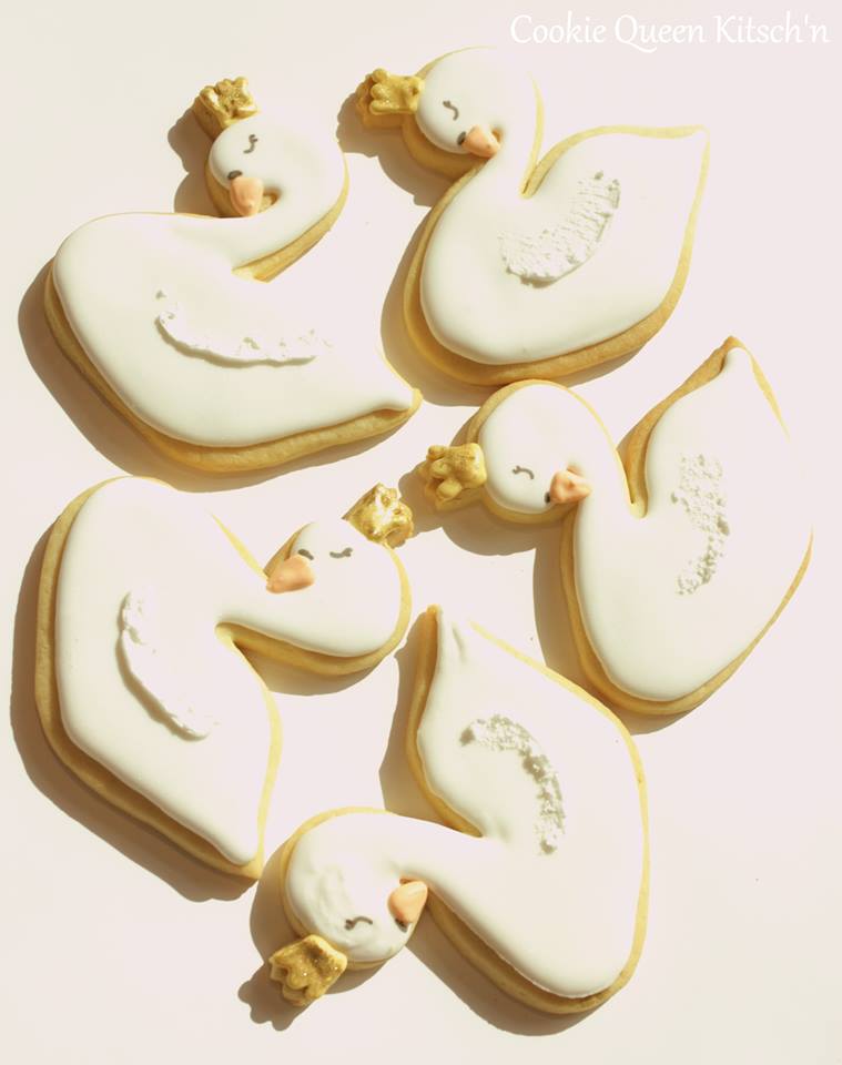 swan cookies